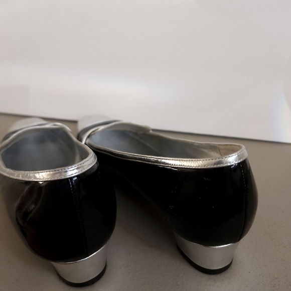 Dolce & Gabbana Metallic Silver & Black Patent Leather Shoes, size 39.5 Euro - Picture 3 of 12